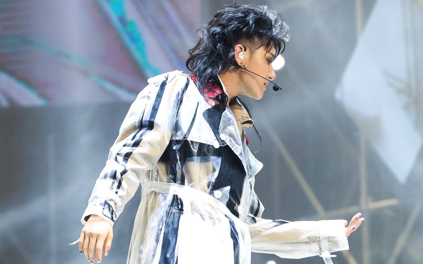 【黄子韬/饭拍】2018武汉演唱会《the road》_哔哩哔哩_bilibili