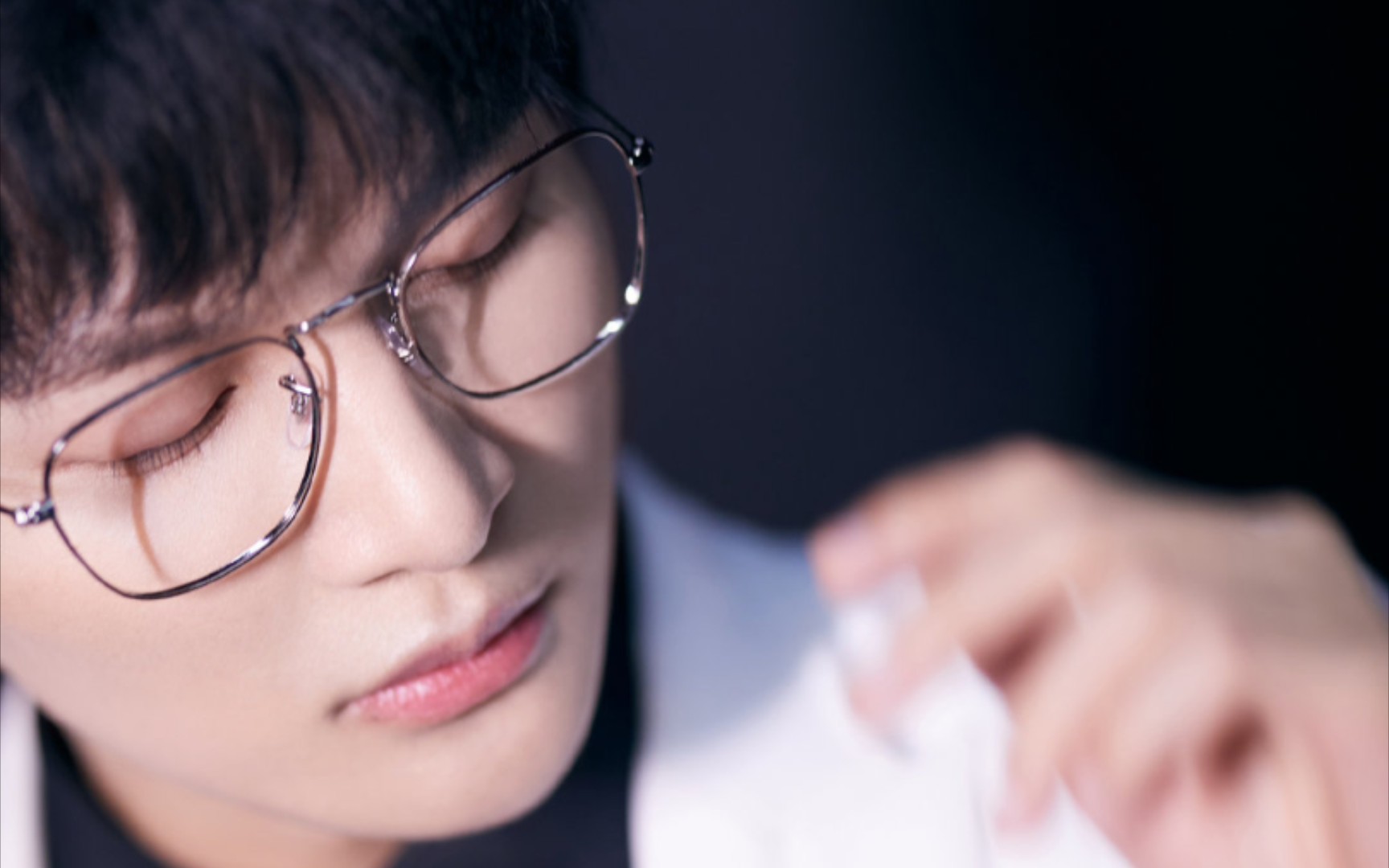 【周深】斯文帅气/眼镜深太绝了!