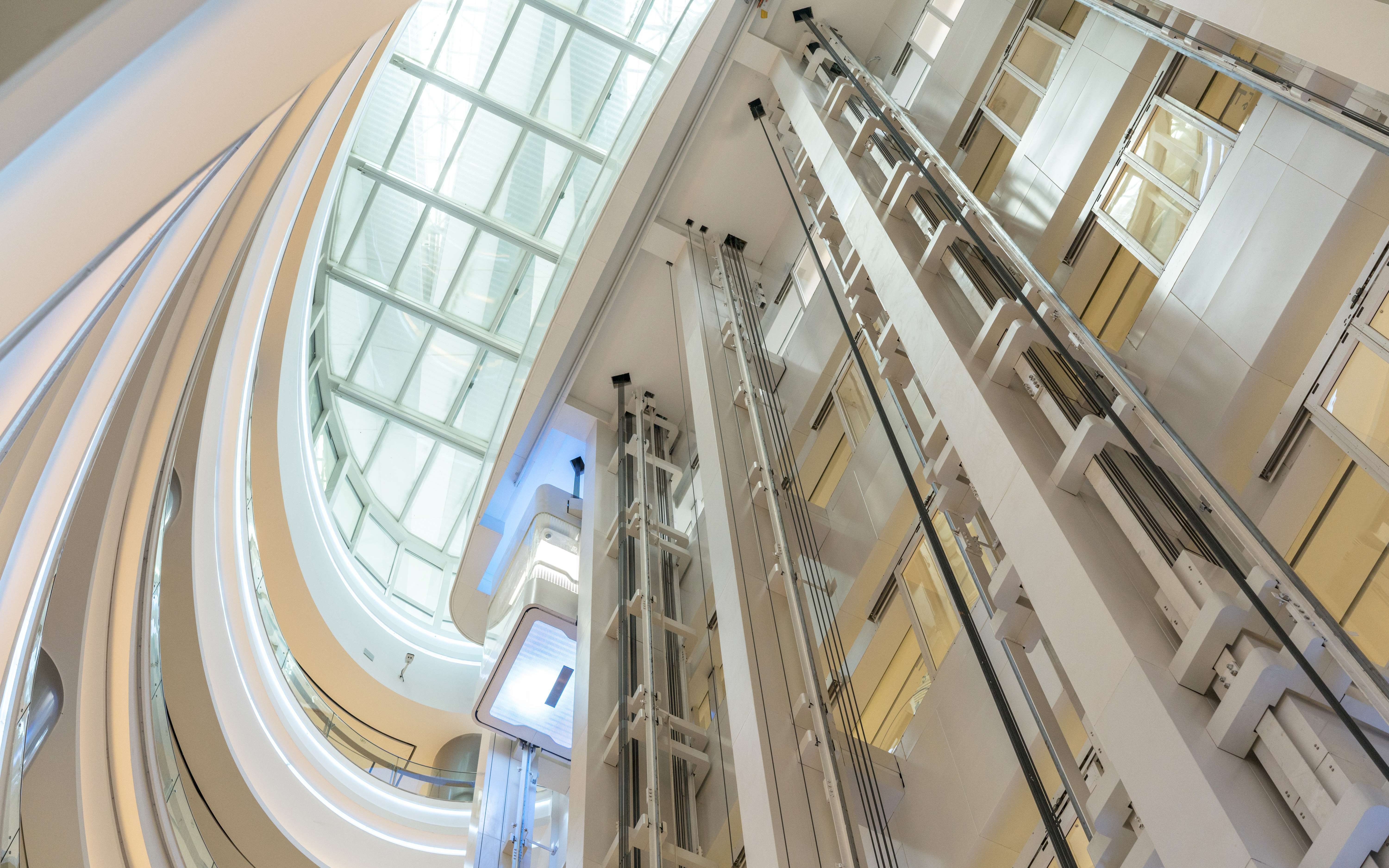 关于相对运动的电梯问题一分钟带你搞定初中物理