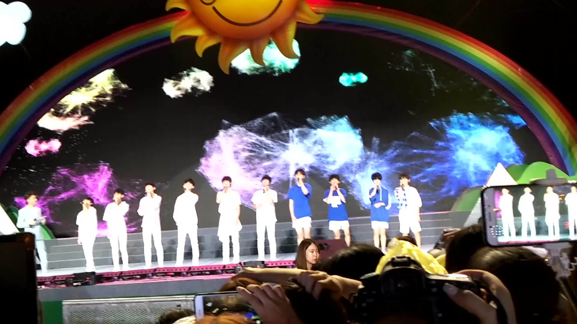 tf家族夏日嘉年华自我介绍