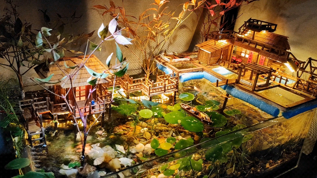 水上木屋鱼缸造景