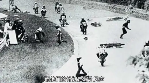 1965年印尼排华，30余万无辜华人遇害，头颅挂在街边腐烂发臭