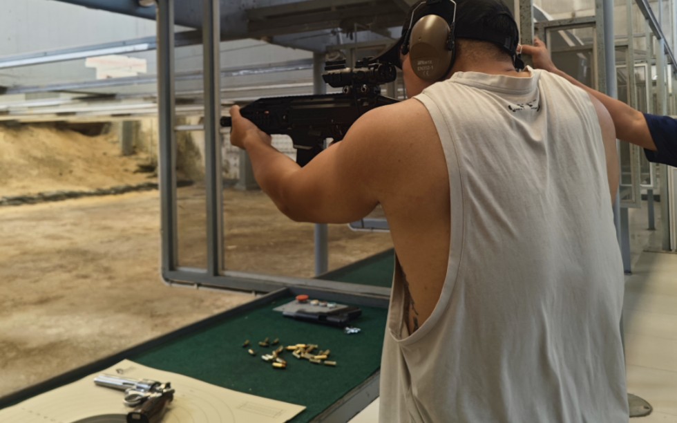 泰国海军靶场射击