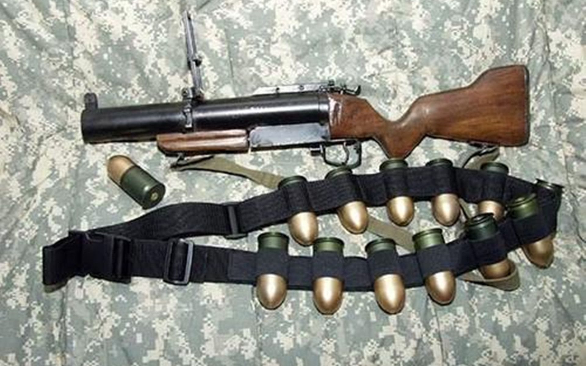 m79榴弹枪冒气图片