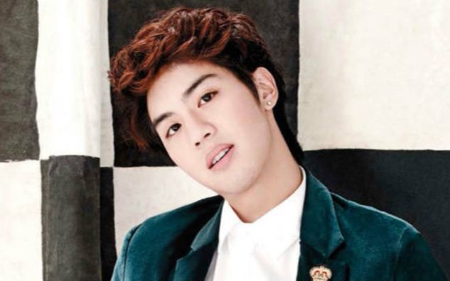 在下白少,有何贵干?