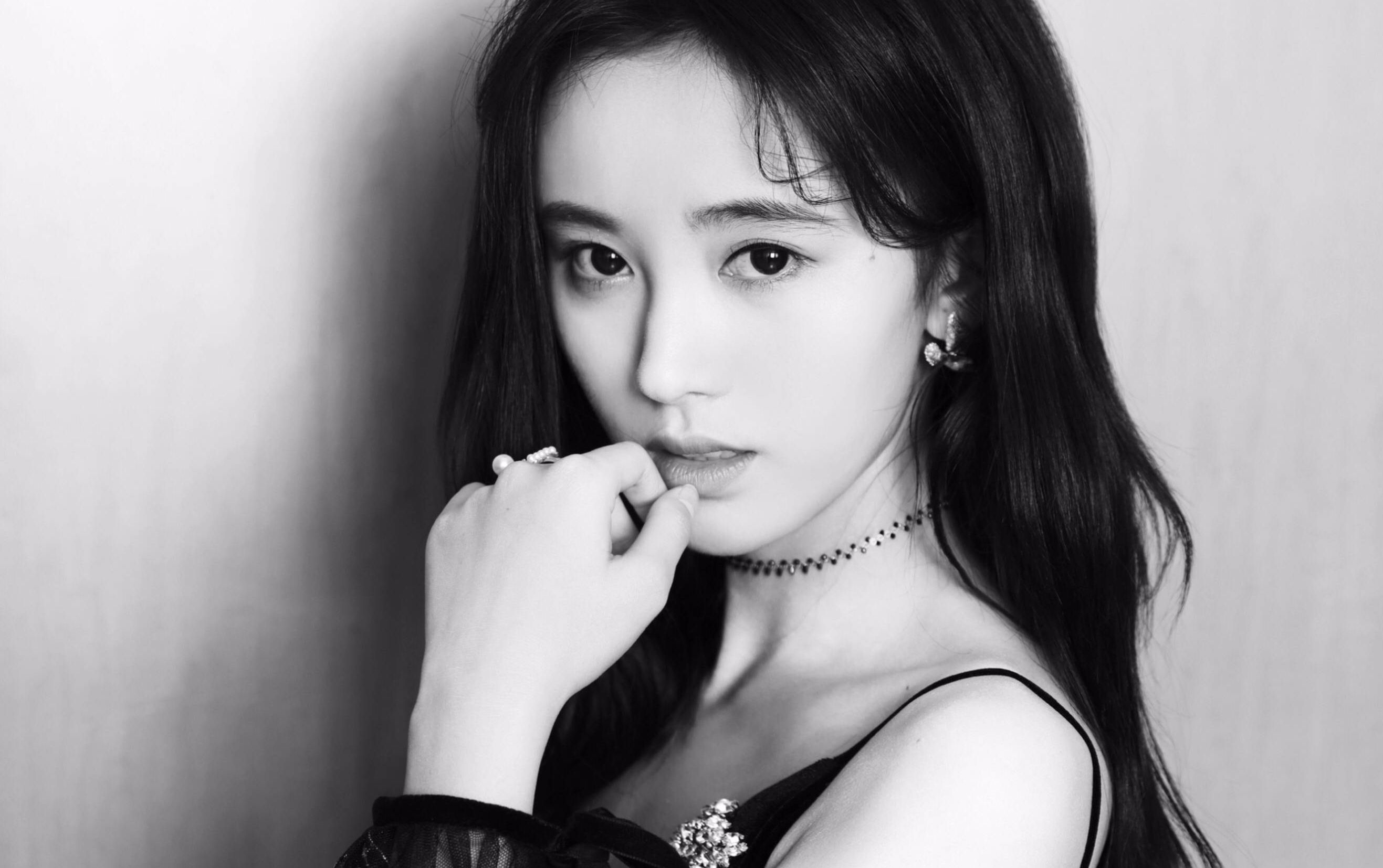 活捉一只后台的小鞠_哔哩哔哩 (゜-゜)つロ 干杯~-bilibili