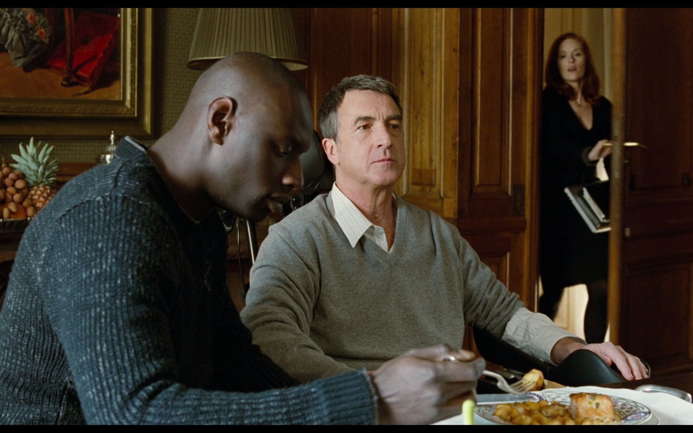 一个黑人混混,竟然给亿万富豪做护工,经典高分电影