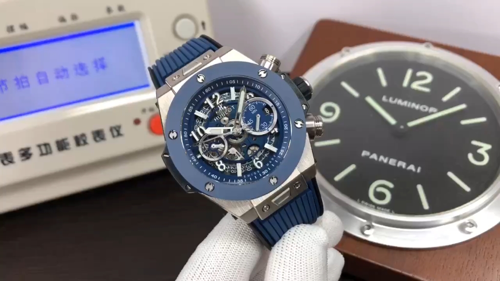 bbf厂宇舶/恒宝大爆炸44mm系列腕表,钛合金表壳,蓝色陶瓷圈口,定制版