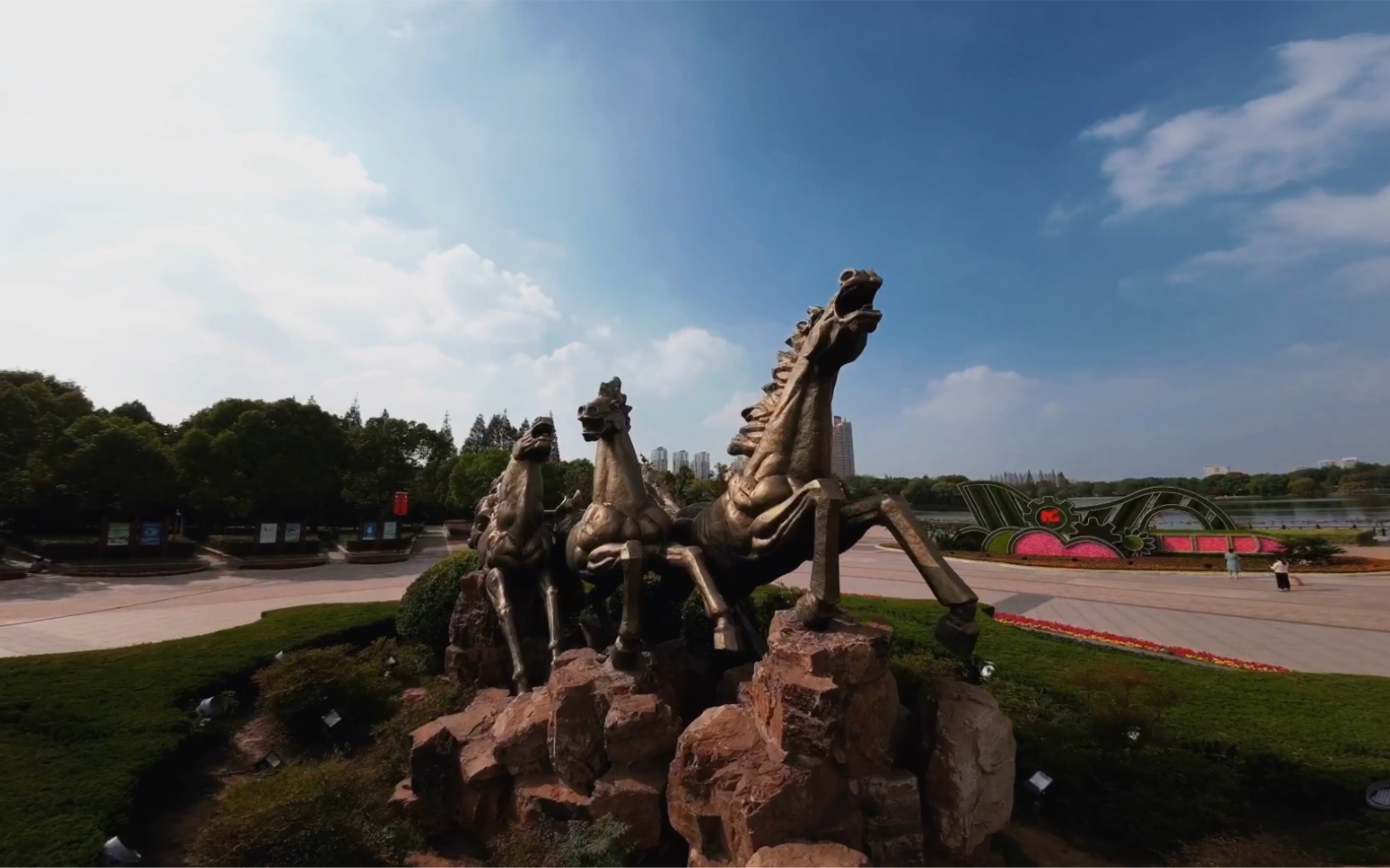 盛世美景远胜先烈所愿(avata穿越马鞍山花雨广场)