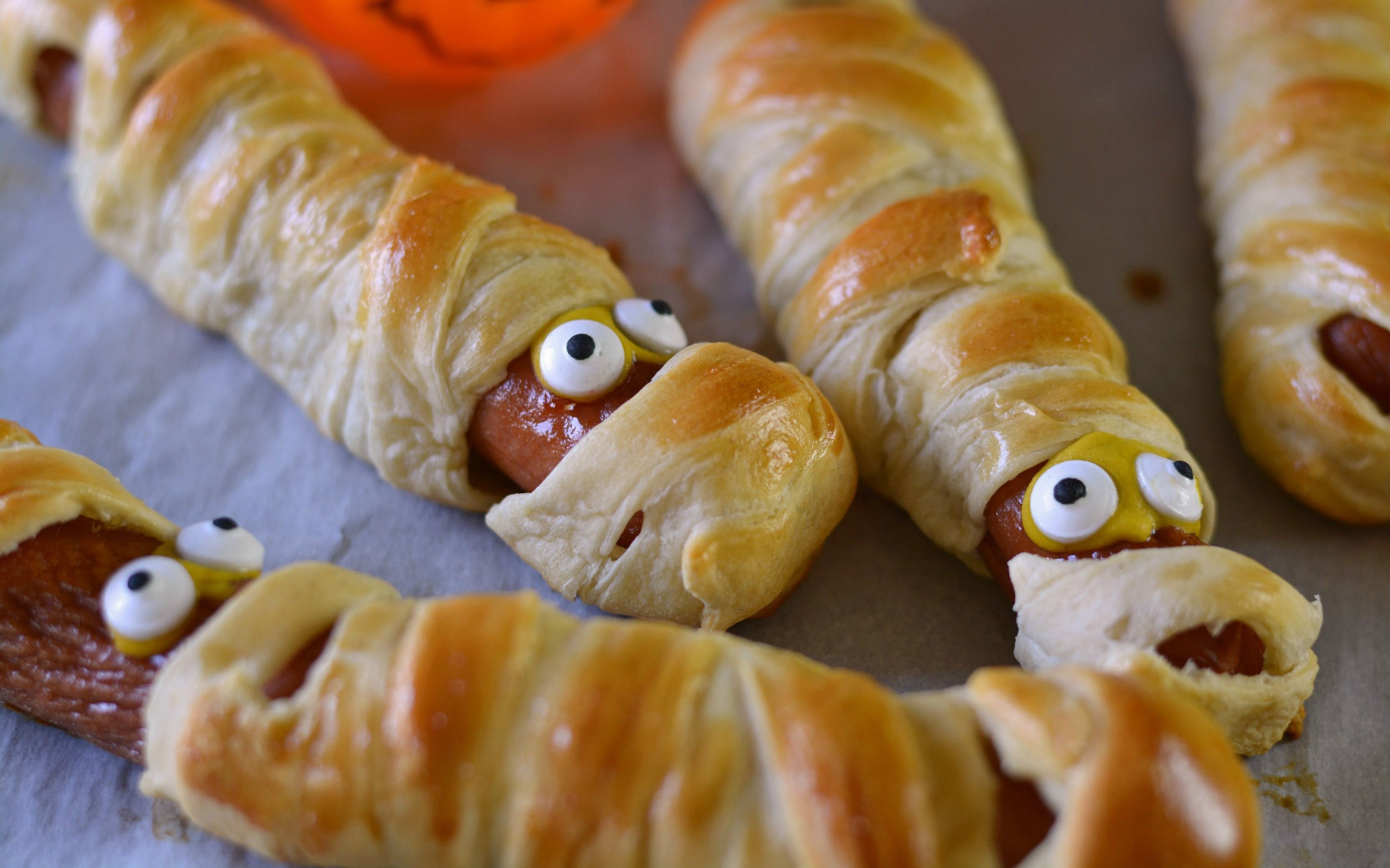 早餐吃个瘦版黄油热狗,好可爱(04﹃04)