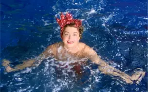 Video herunterladen: 【旧坞魅影】【埃丝特·威廉斯/Esther Williams】【百万美人鱼/Million Dollar Mermaid (1952)】