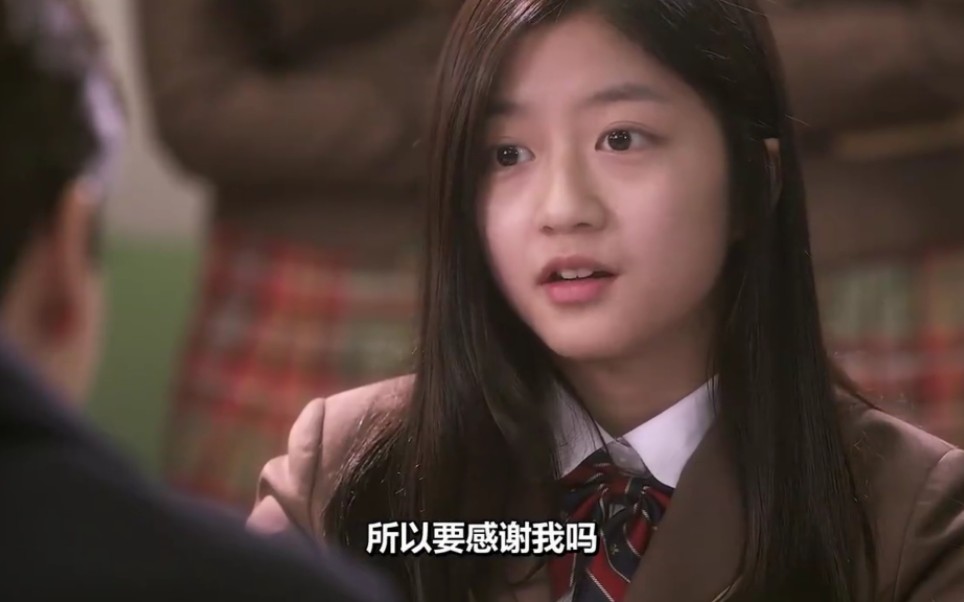 饰演千颂伊小时候的金贤秀好拽的,心疼刘仁娜欧尼_哔哩哔哩_bilibili