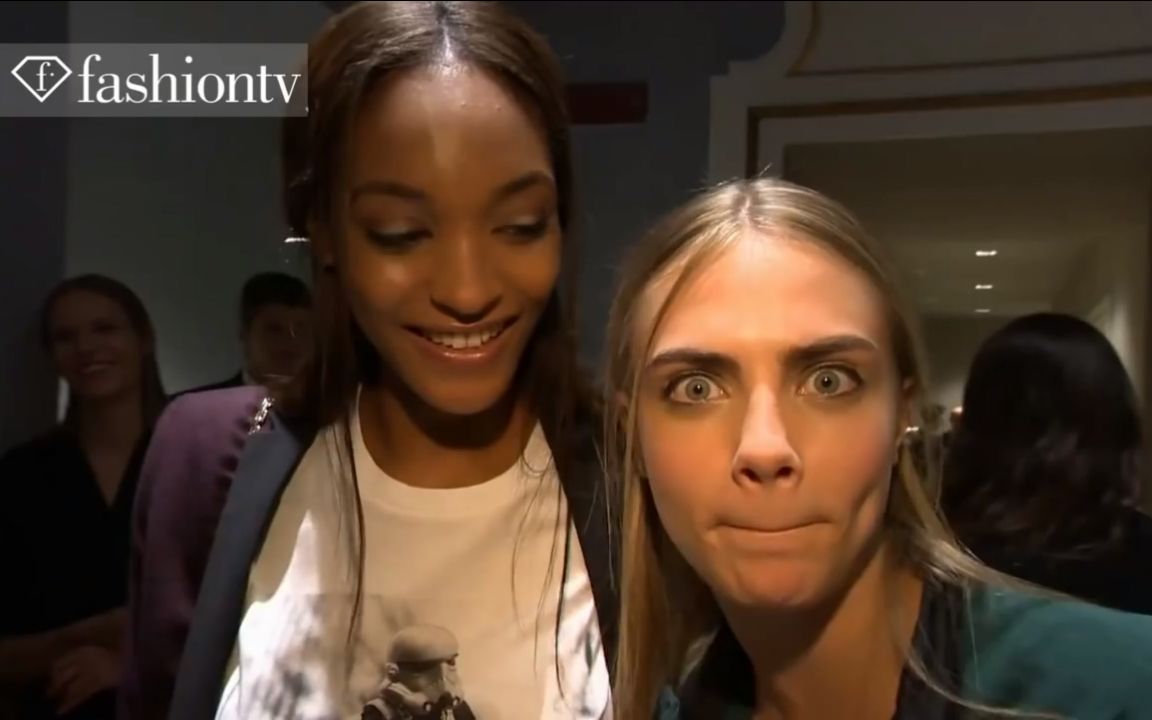 【ftv】卡抽cara delevingne和脚蛋jourdan dunn的2013年ss采访