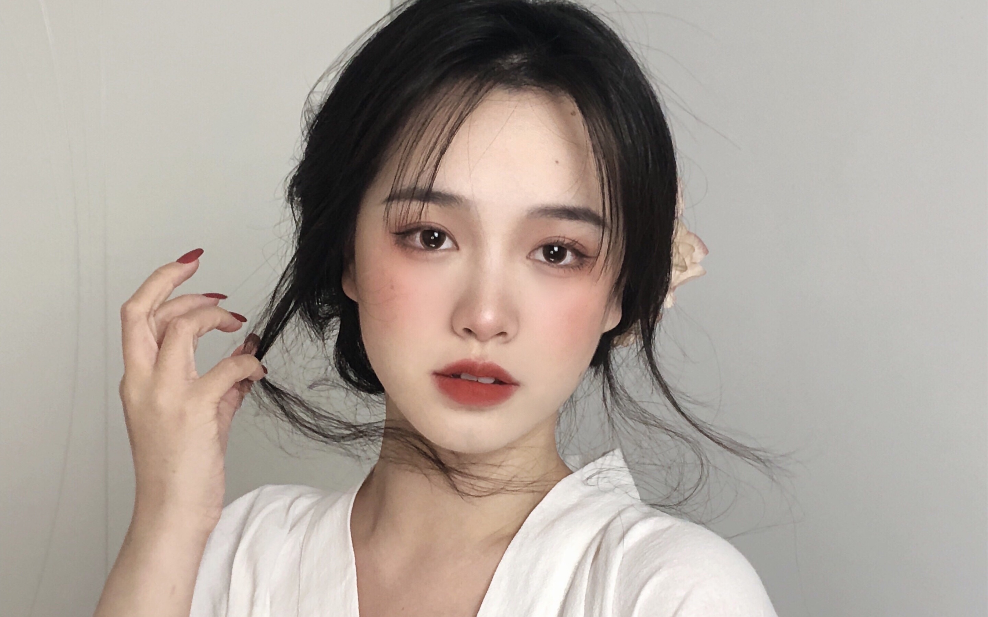 红猫猫偏偏我就生了这一双含情眼古偶悲情女配妆容