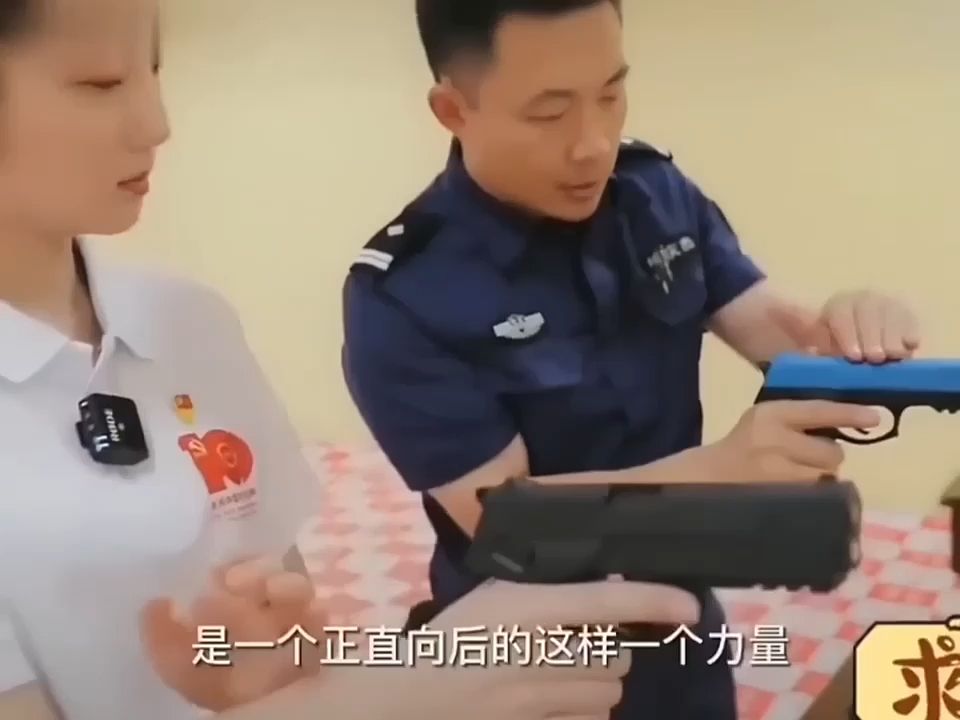 最美女警花张津瑜回归了曾经的小县城,从此不再问过往只向前好好生活2哔哩哔哩bilibili