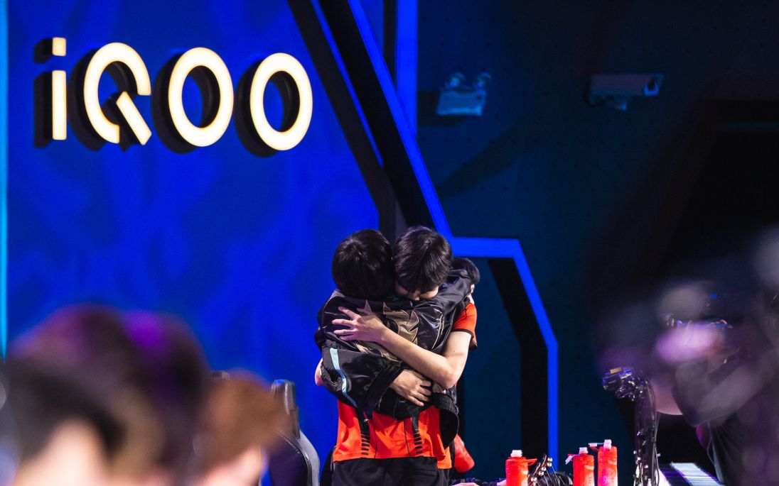 真相是真dyg星宇dyg易峥美妙的射辅感情