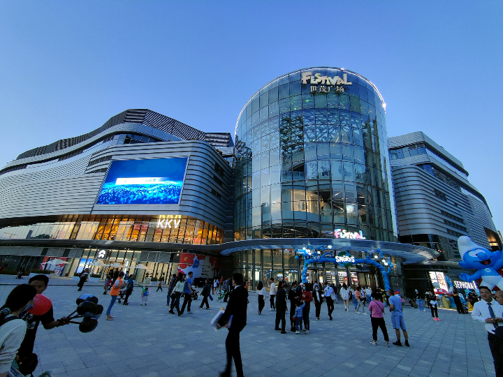 成都世贸广场玩具反斗城上新!价格