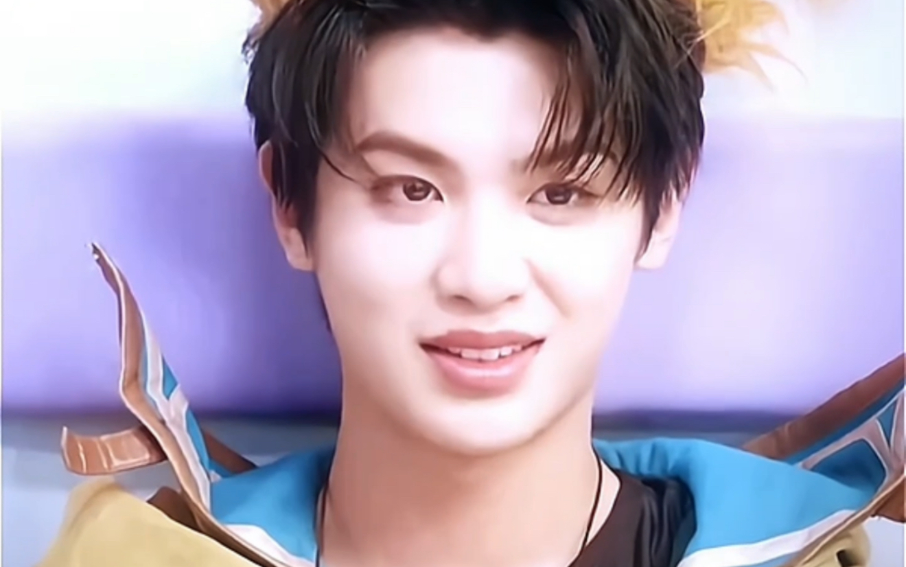 【黄明昊】笑起来尊嘟很可爱!