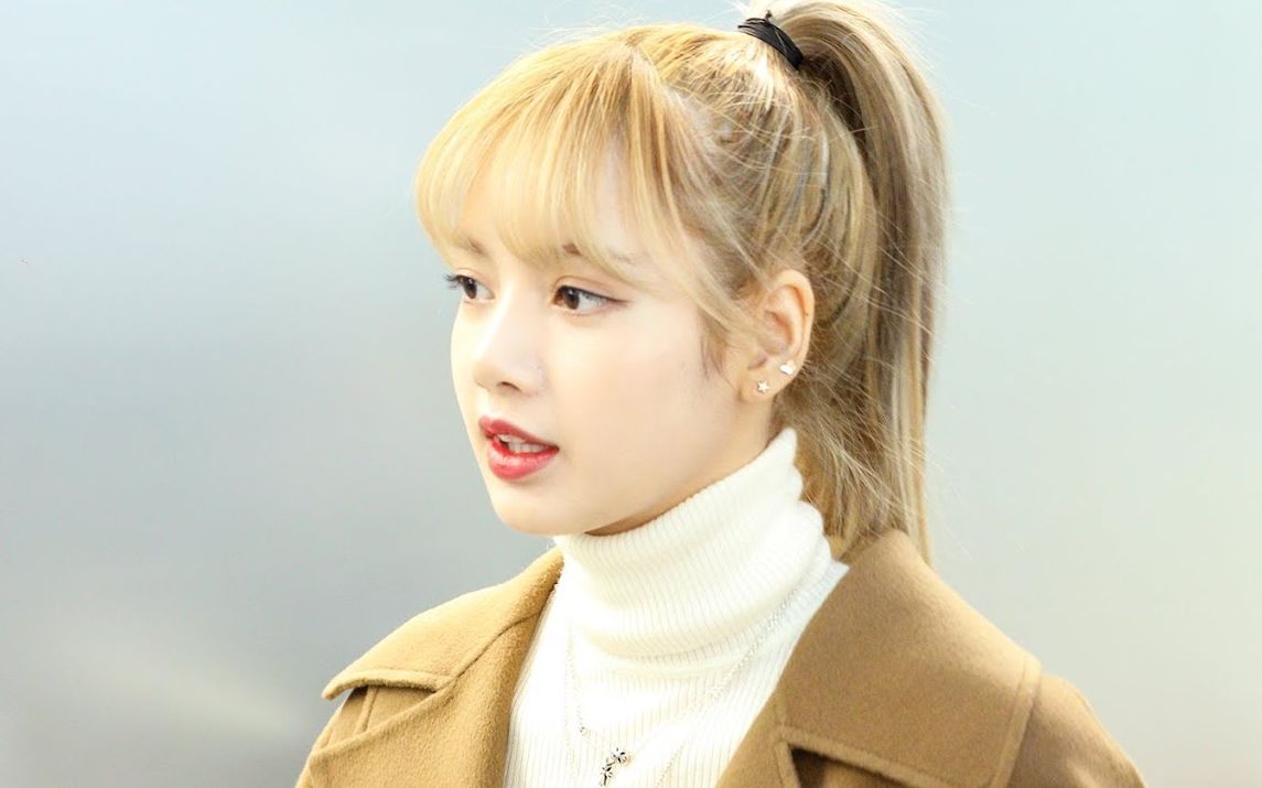 181223 (blackpink) (lisa)  departure  这是什么神仙颜值啊!