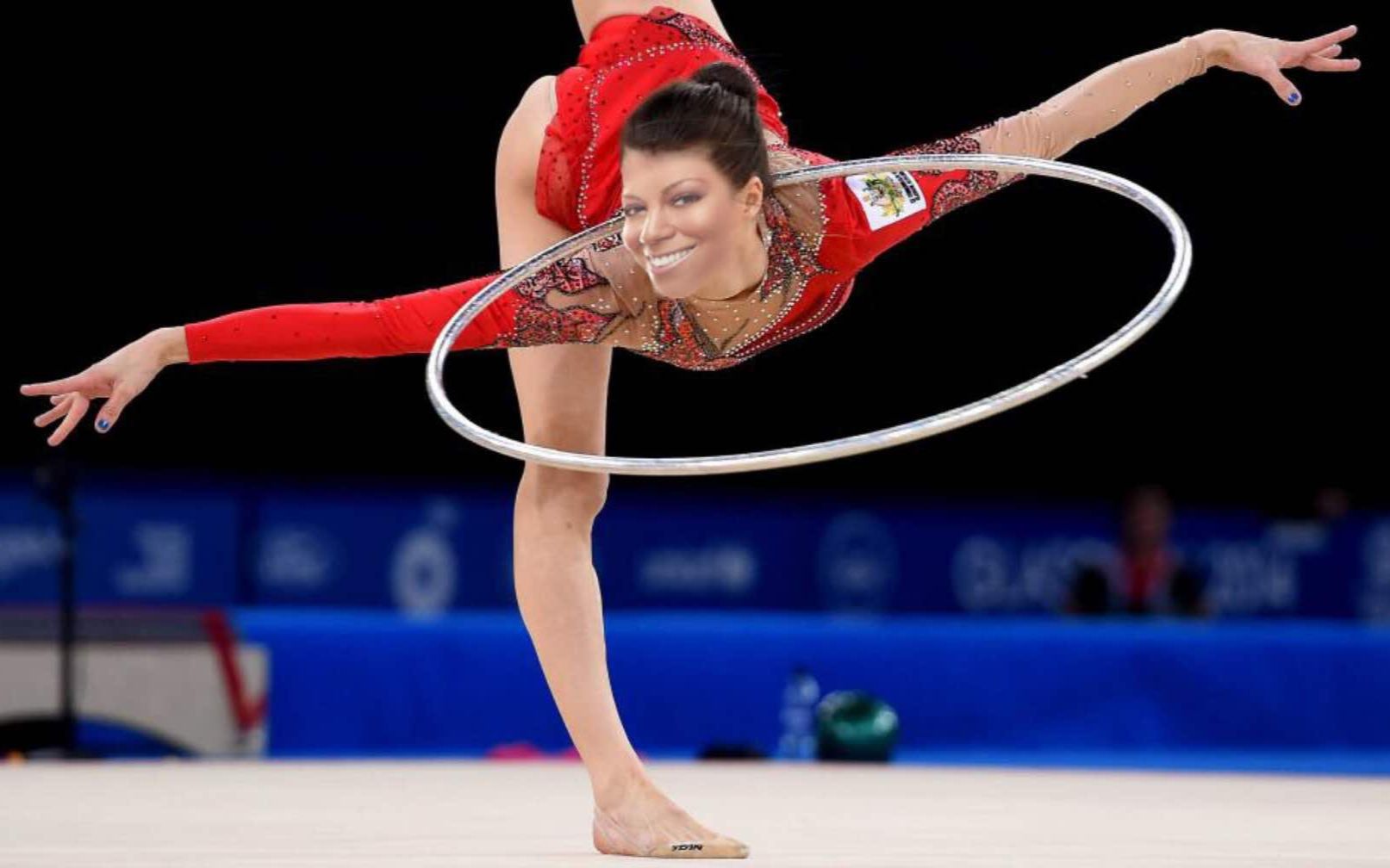 牛姐猪姐咪咪猪咪玛丽亚凯莉mariahcarey2006格莱美webelongtogether