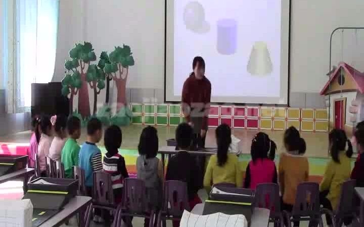 幼儿园优质课大班科学活动《滚进球门》有视频+教案+反思+课件ppt哔哩哔哩bilibili