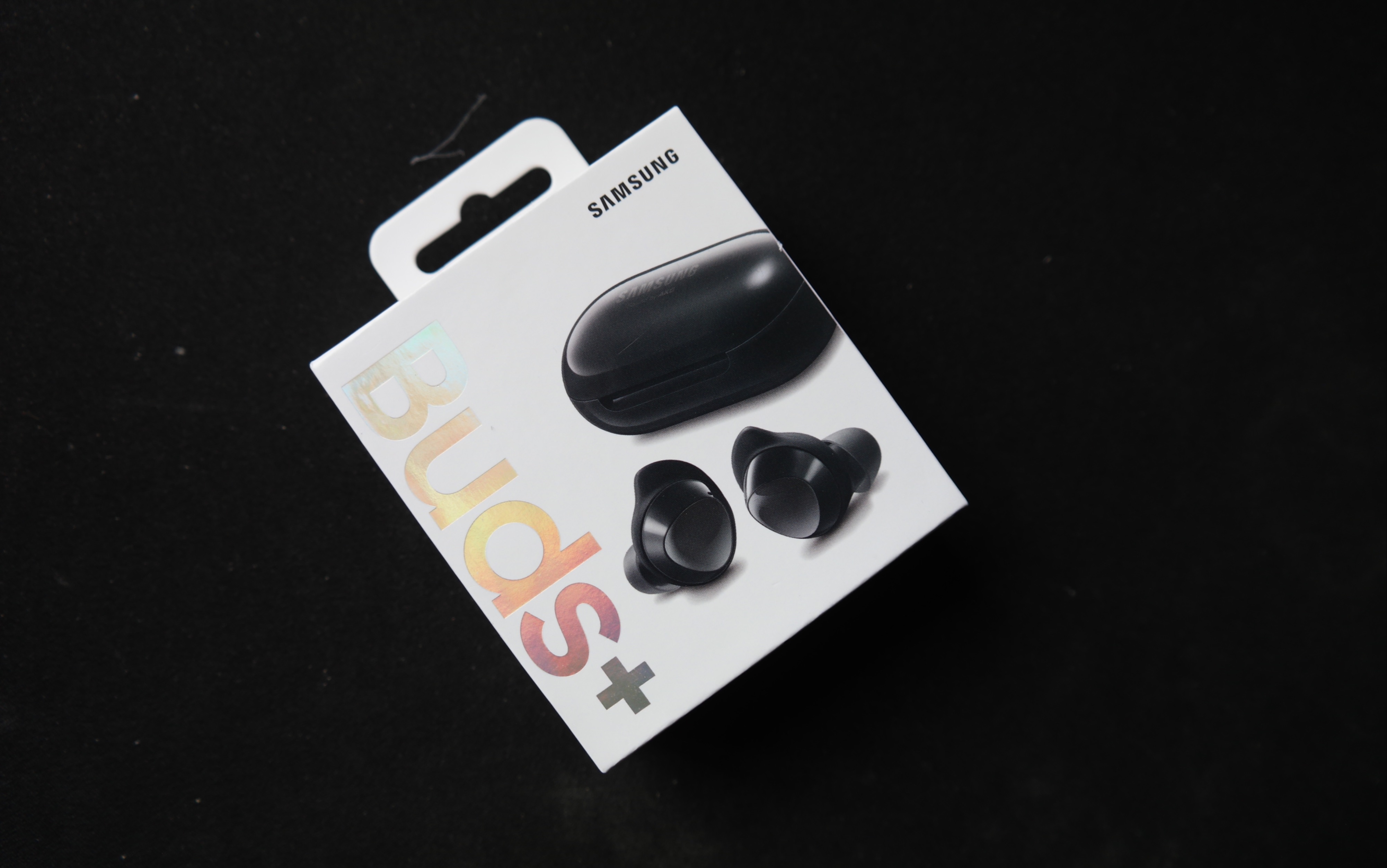 三星galaxy buds 开箱视频(对比galaxy buds)