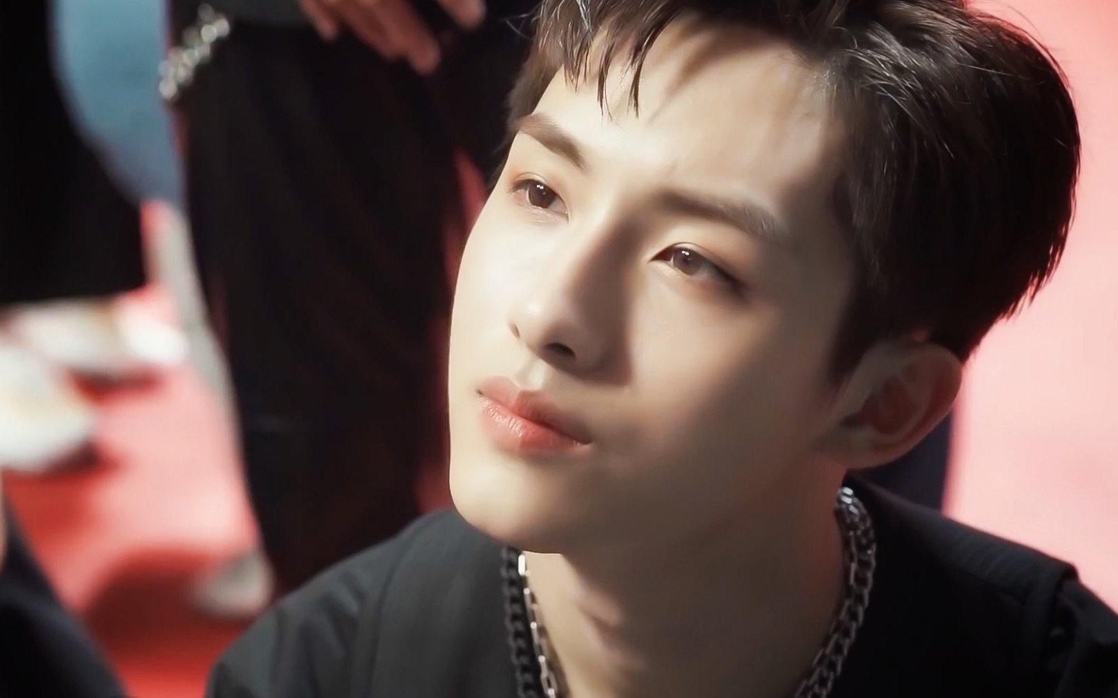 【董思成 winwin】董思成越发帅气啦-[wayv-ehind] bad alive