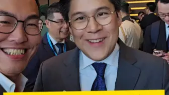 今天是五四青年节，香港举行升旗仪式，为香港青年点赞，我们是新时代中国青年