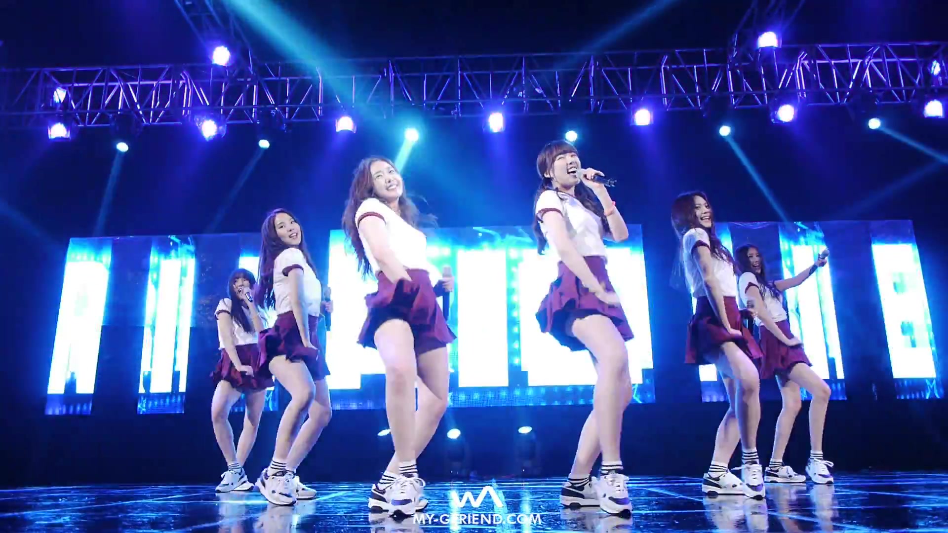 [图]150519 极东大学校庆典礼公演 GFRIEND 玻璃珠(Glass Bead) +White+Bring It All Back