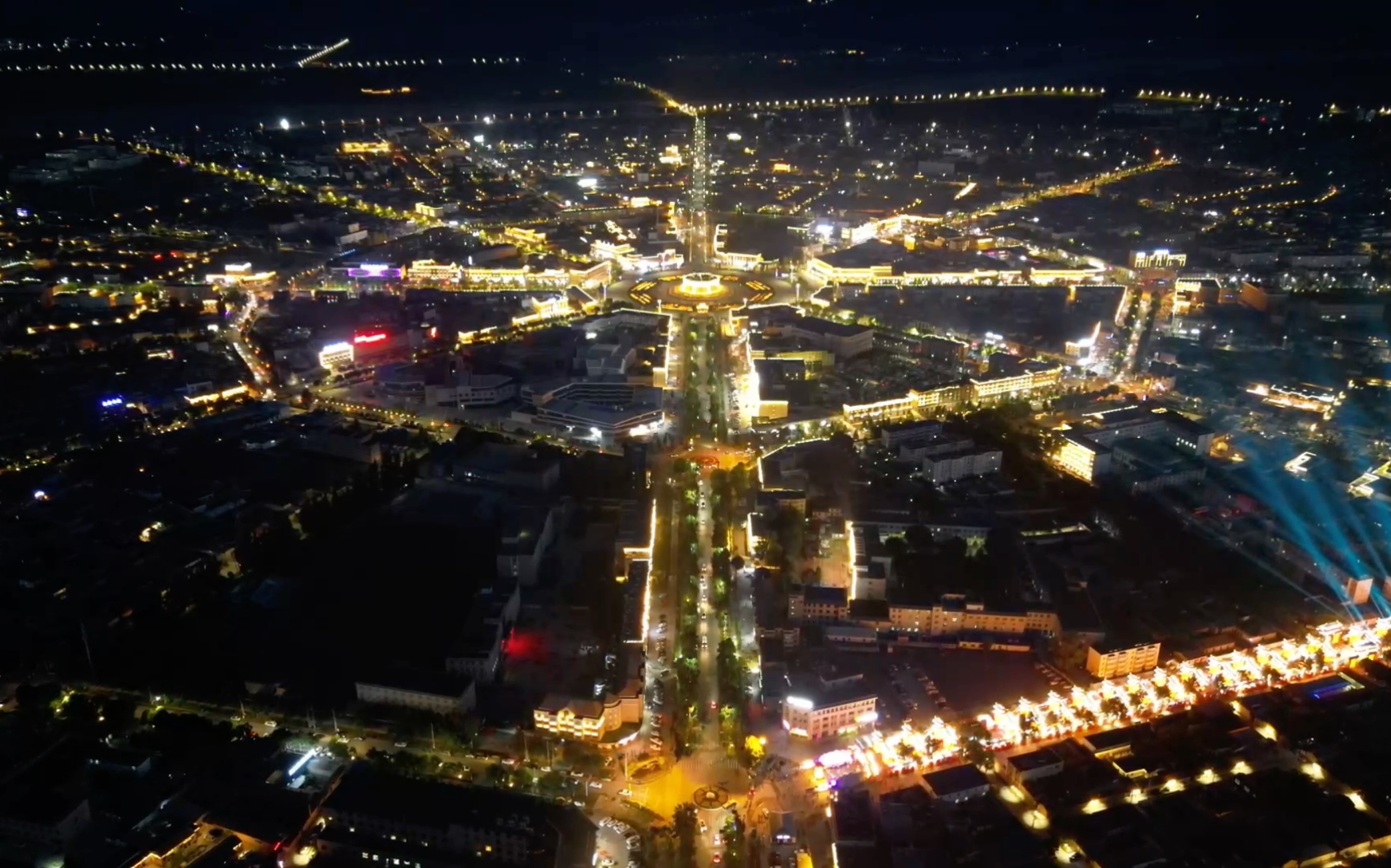 当你从夜空中俯看八卦城