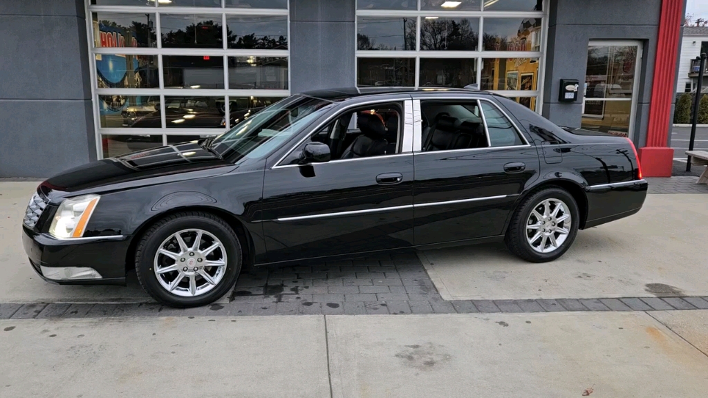 2011 Cadillac DTS哔哩哔哩bilibili