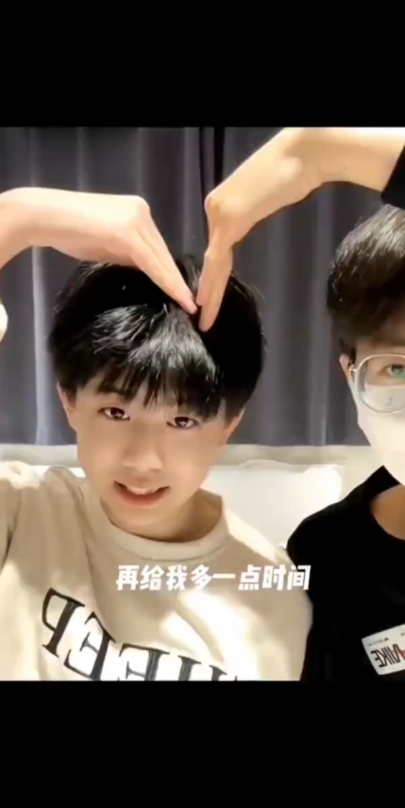 《#小北和火乐》好怀念以前的直播,为了蹲北乐直播,我游戏都没打,刀我