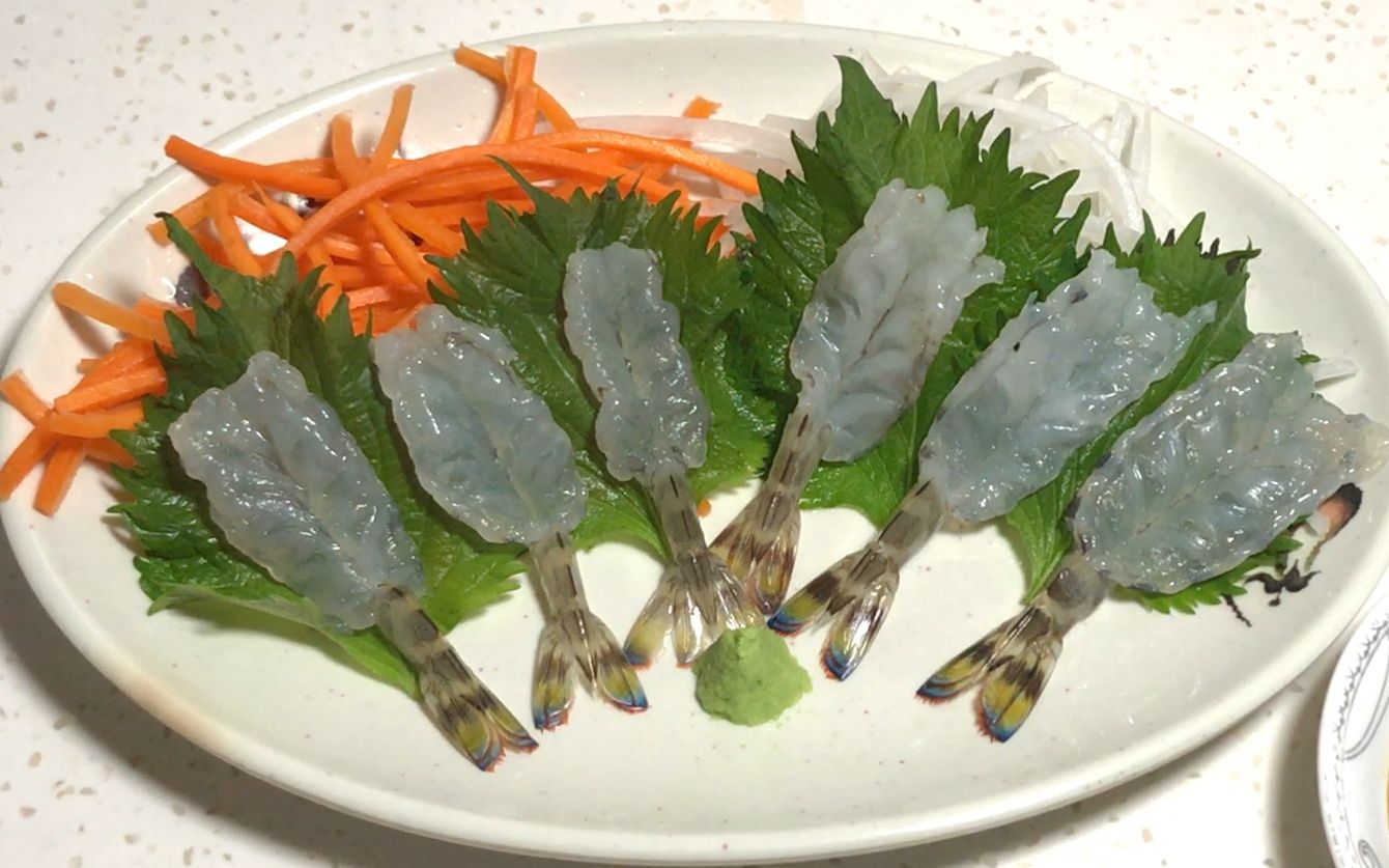 九节虾刺身 虾头我是更不可能浪费油炸老香了_哔哩哔哩_bilibili