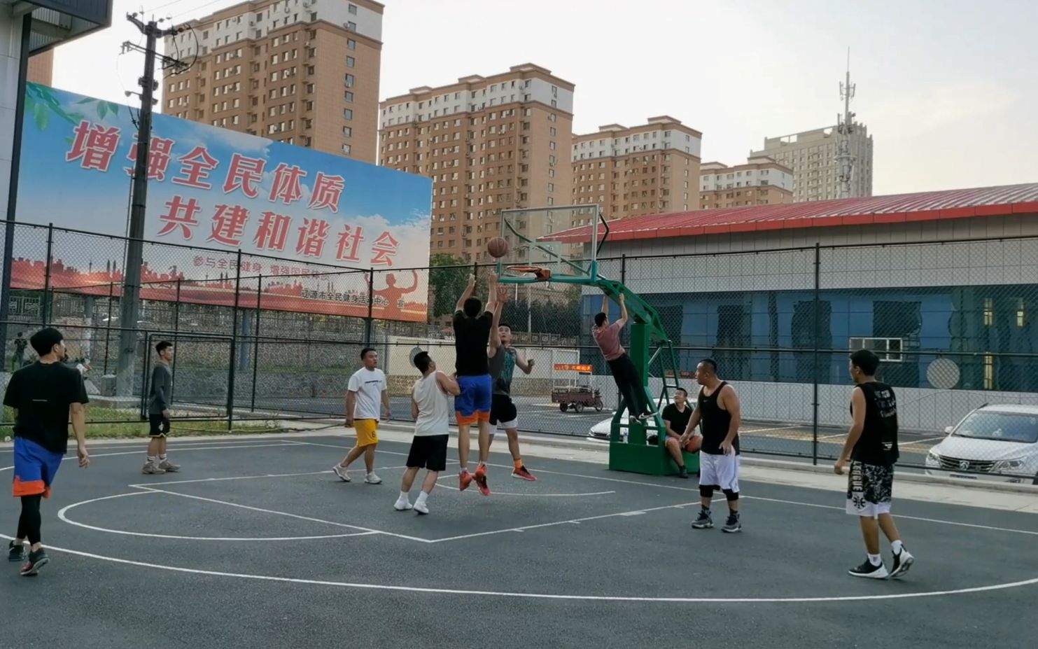 野球场跳投图片