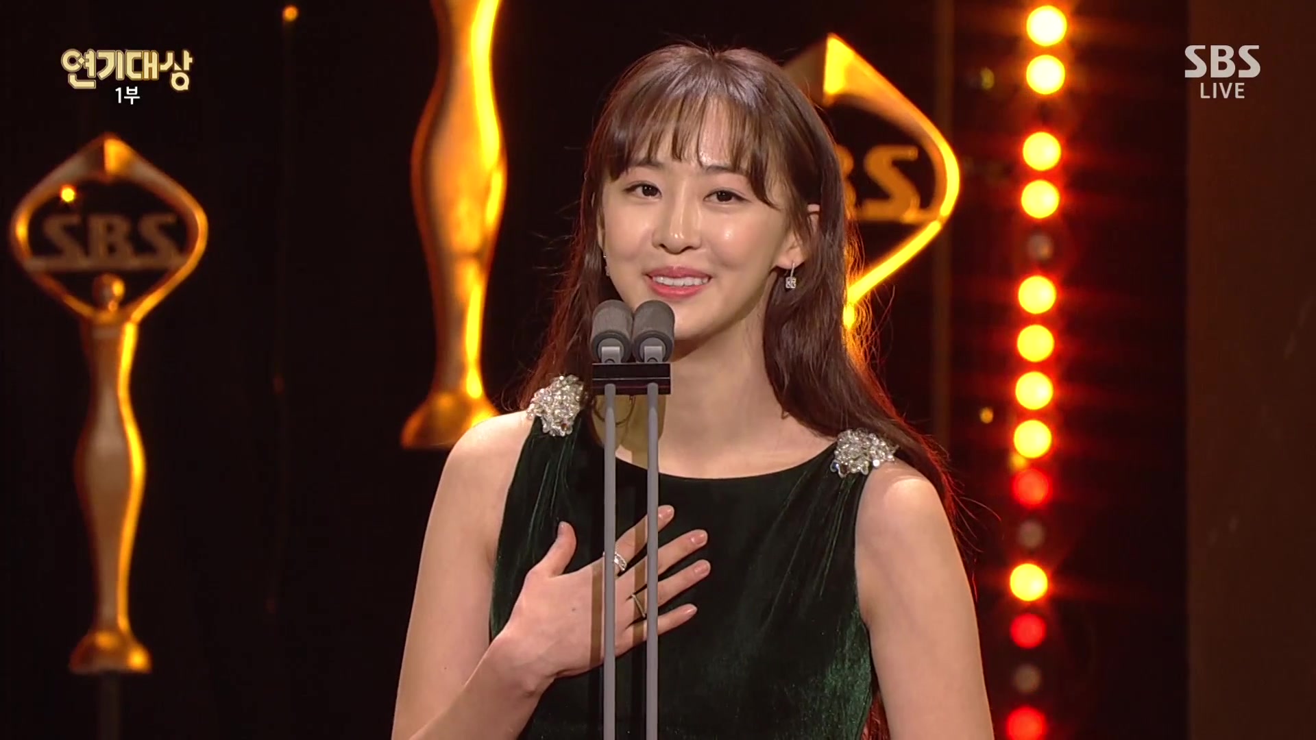 [自制cut]181231 sbs演技大赏 金多顺 cut_哔哩哔哩 (゜-゜)つロ 干杯