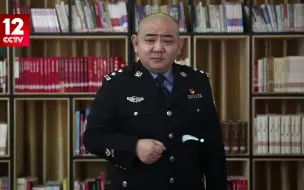 Download Video: 光头刘sir讲反诈：老大爷被告知书法获大奖，万万没想到竟是电信诈骗！