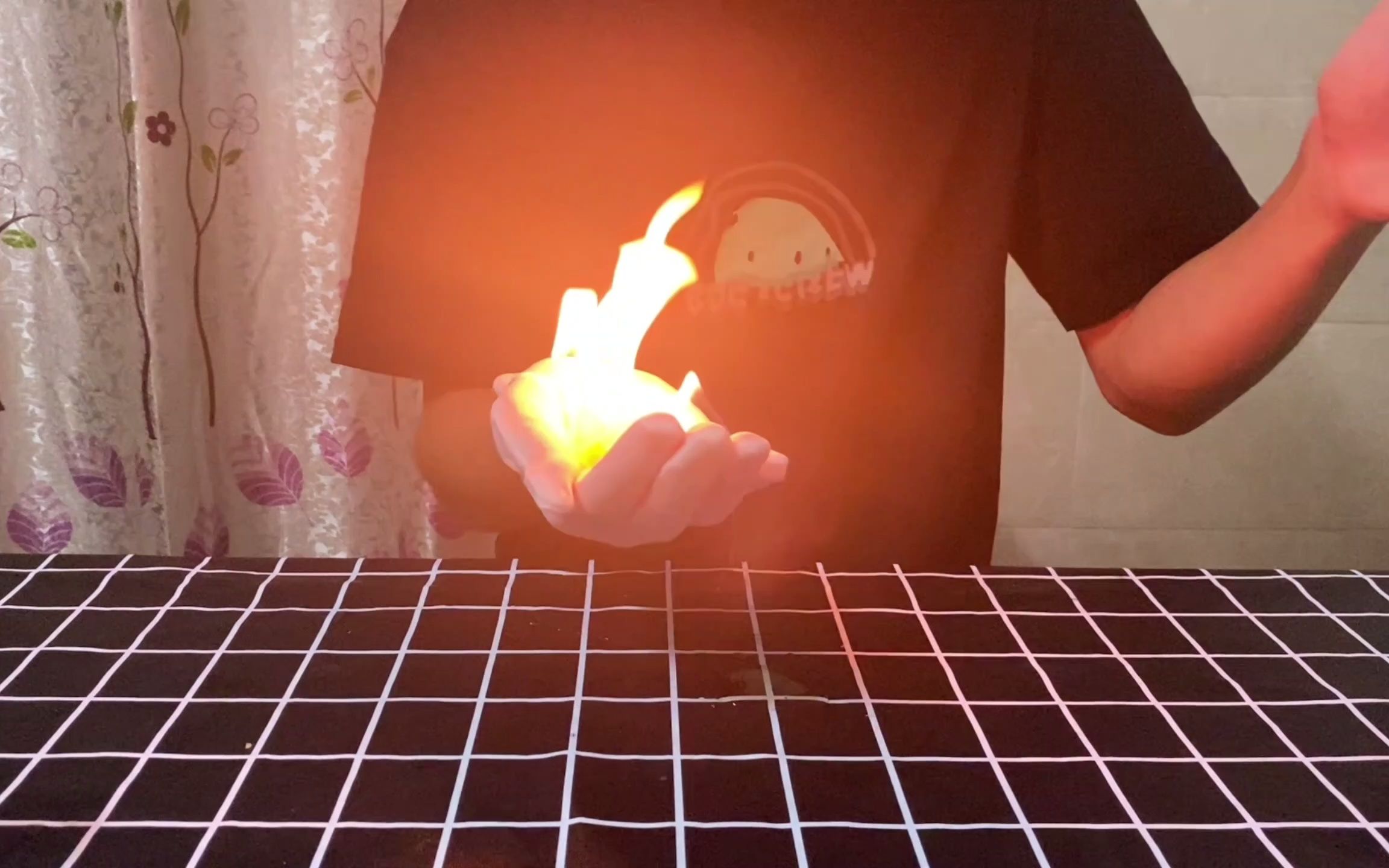 掌中火 B站