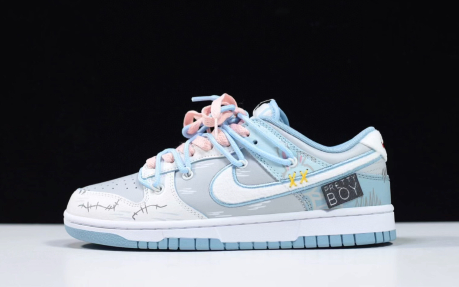 耐克 nike sb dunk low lot grey blue rabbit 灰蓝白手绘兔子绑绳