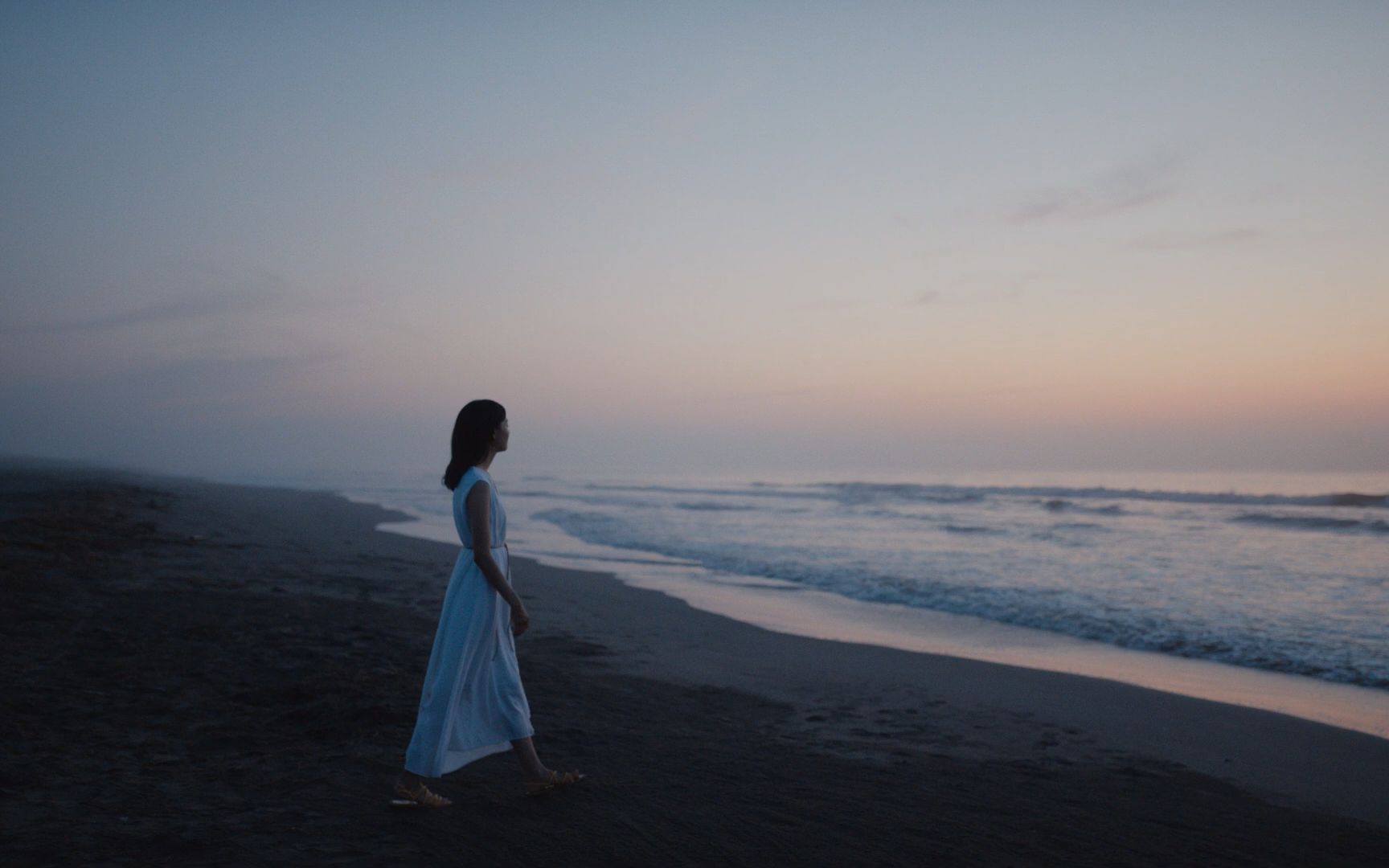 中川可菜—dhc オリーブバージンオイル たった一滴で,世界は変わる.