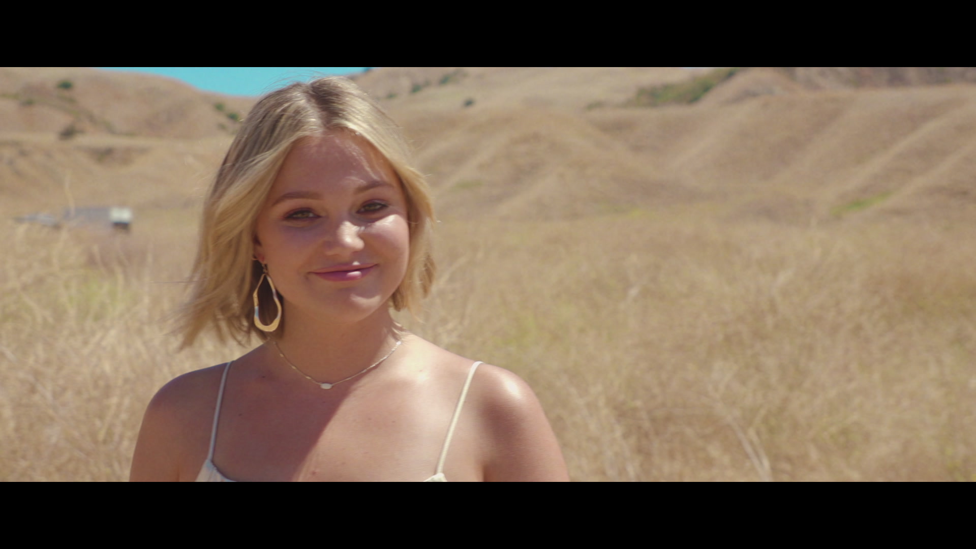 bad girlfriend (behind the scenes) - olivia holt