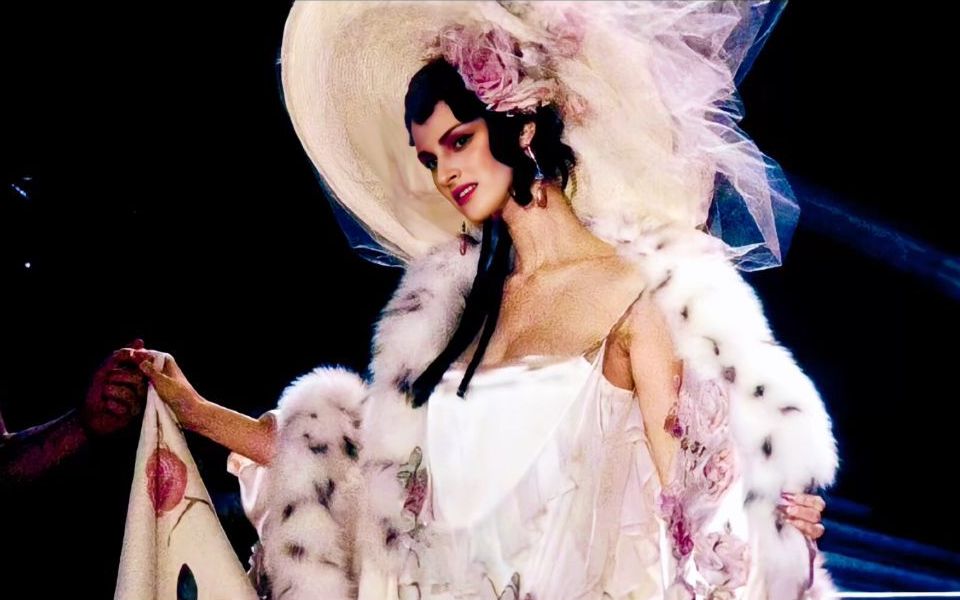 海盗爷告诉你什么才叫纸醉金迷!浪漫到无可救药!