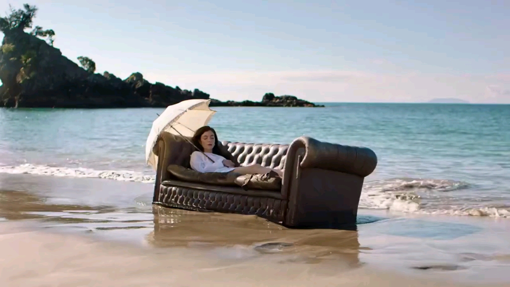 【官方预热】lorde 回归新专『solar power』宣传预告片!