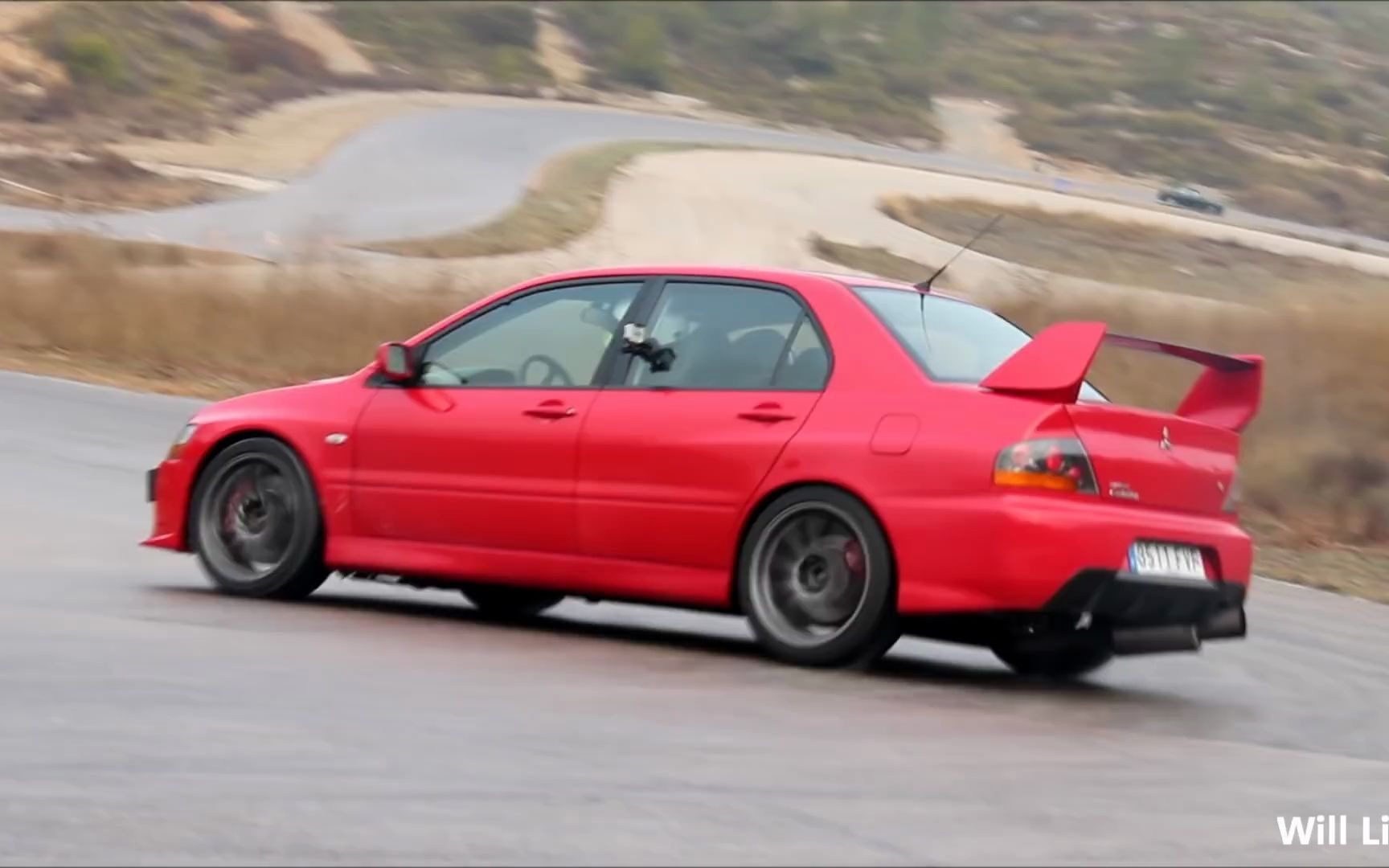 三菱evo的山路漂移练习