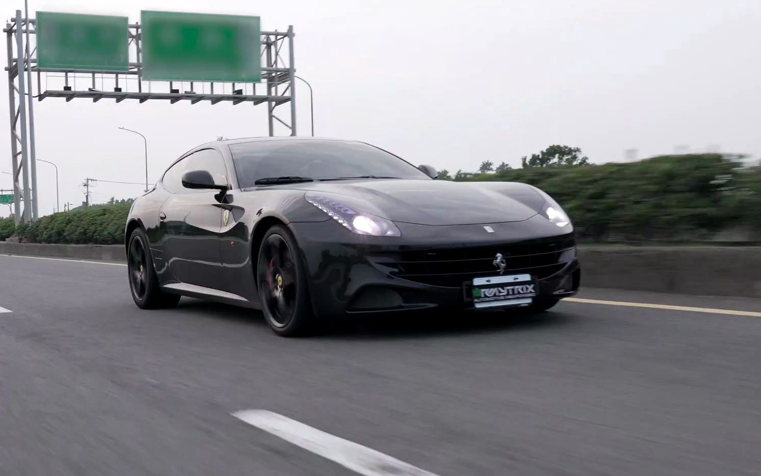 法拉利 ff 改装armytrix阀门排气 解放性能_哔哩哔哩_bilibili