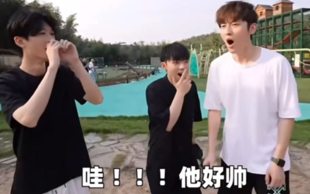 模仿啊吗粽下一个谁名场面!看一次笑一次
