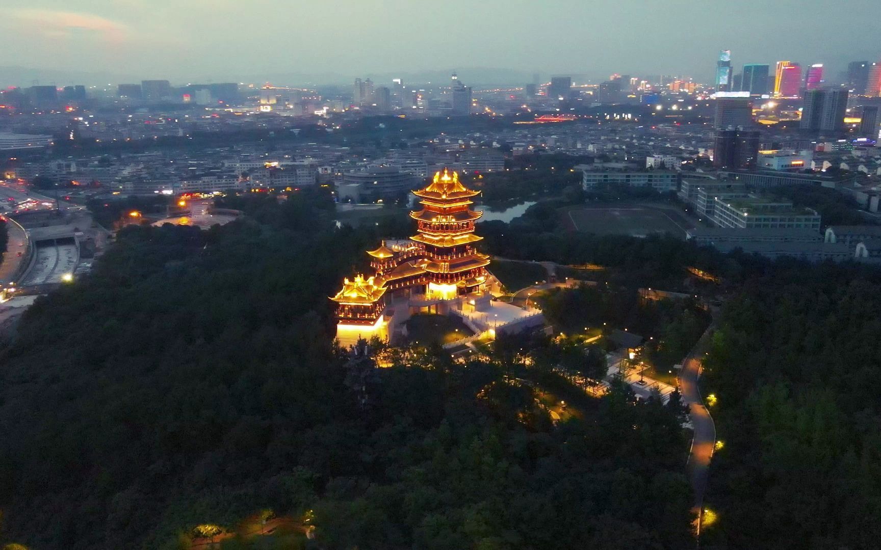 義烏夜景-雞鳴山公園