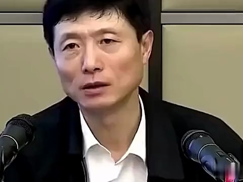 资本主义的特点就是保持大量的失业人口，从而可以任意剥削！