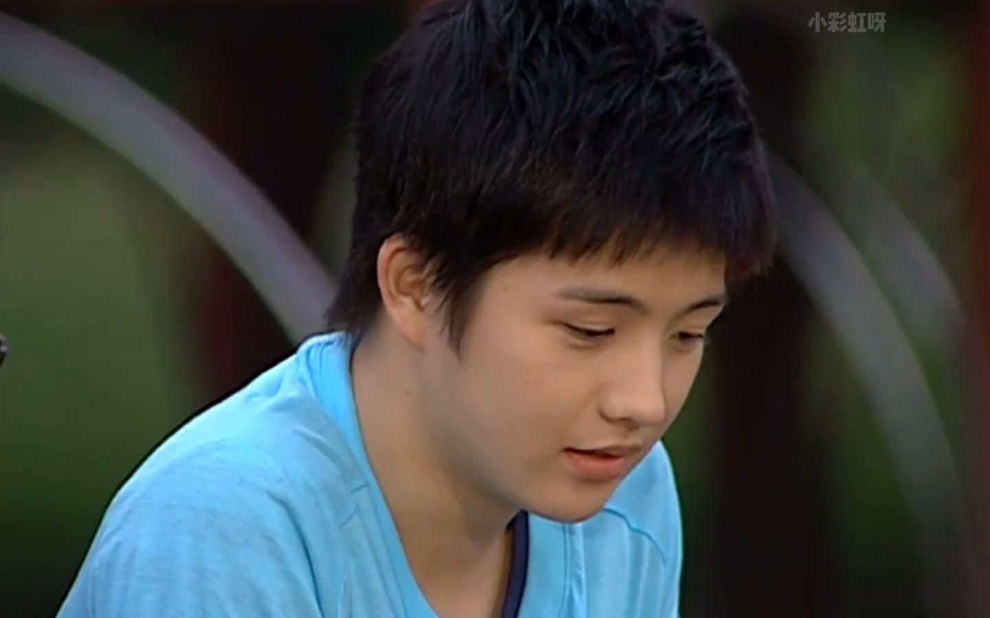 {经典修复搞笑一家人}小虎带着敏浩聚会,结果自己遭殃