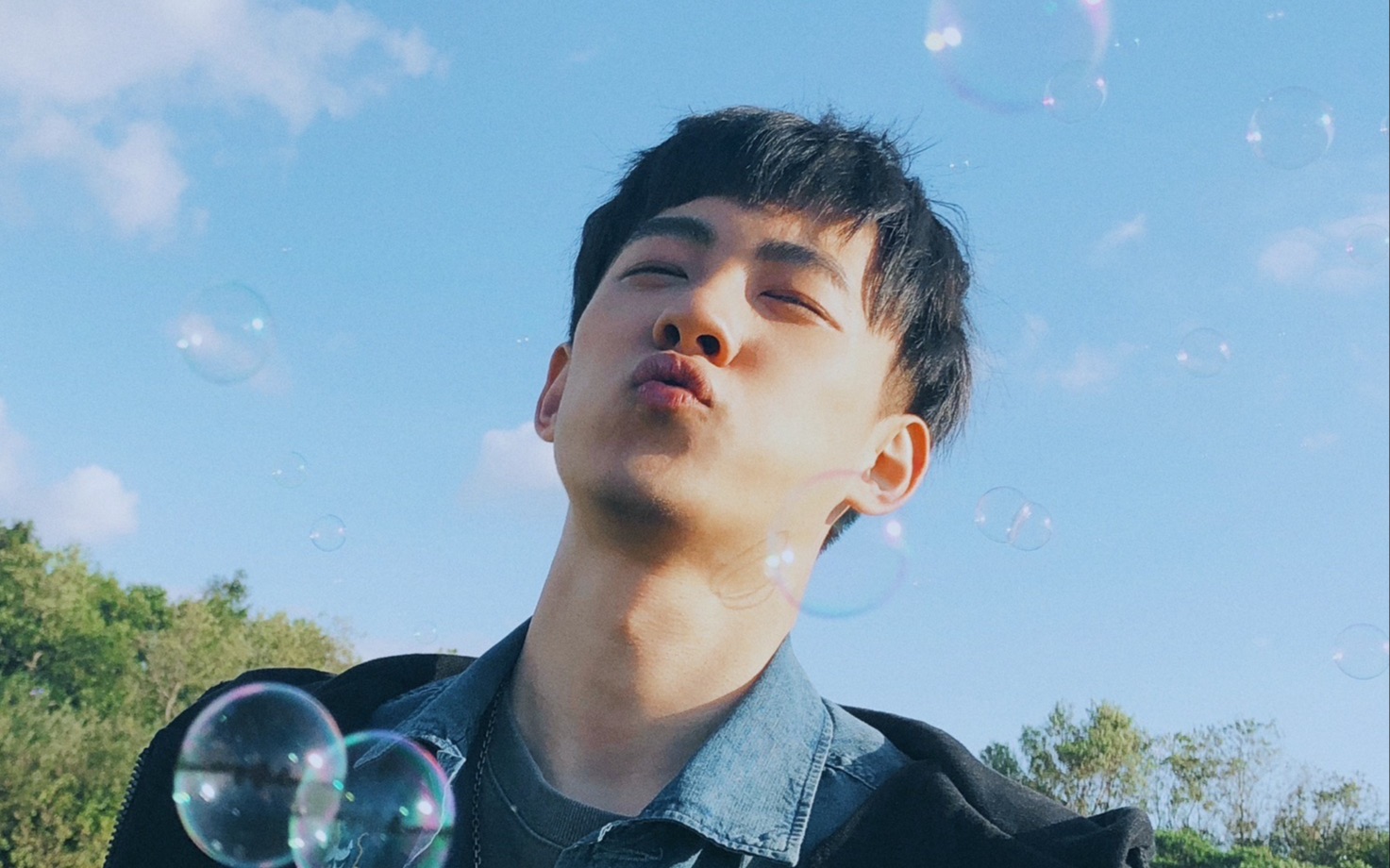 帅帅气气可可爱爱的晏紫东 你爱了吗!