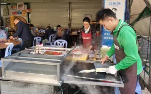 下载视频: 今天肠粉店收入1472，看完此视频就知道里面的心酸！！